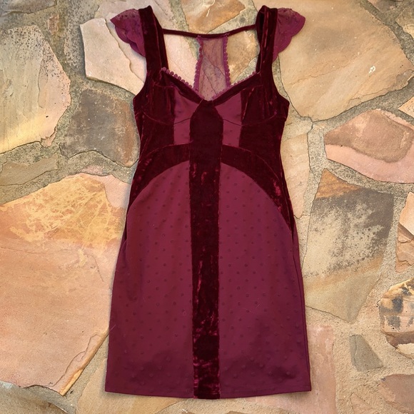 Free People Dresses & Skirts - Free People Dress Size XS Sweetheart Neck Mini Dress Red